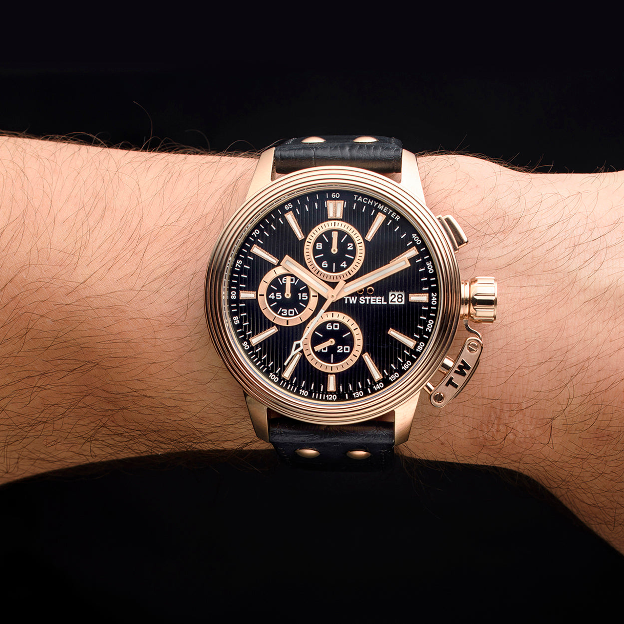 CE7012 - Ceo Adesso